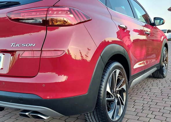 Hyundai Tucson cena 93800 przebieg: 120000, rok produkcji 2019 z Dobrzyca małe 631